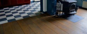 Antiek bruine eiken houten vloer