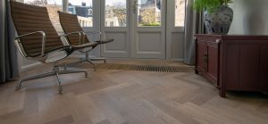 Tapis visgraat vloer met kleurnuances