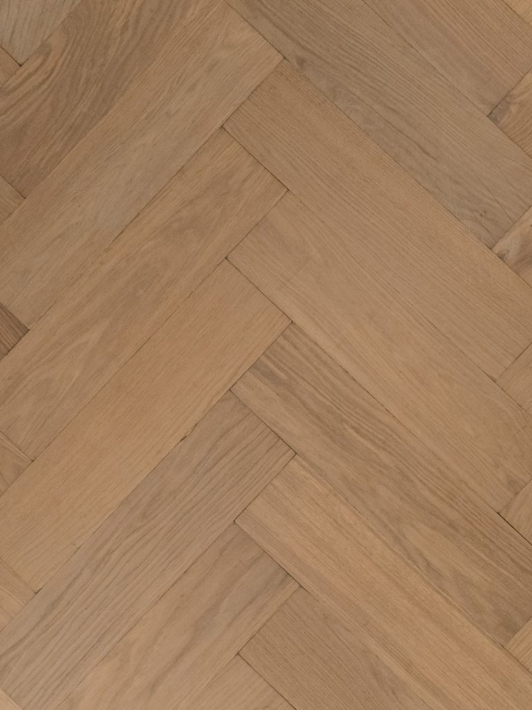 Visgraat duoplank verouderd en gerookt met 15 jaar garantie - Dutzfloors