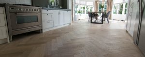 Visgraat tapis met kleurnaunces