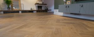 Walvis visgraat vloer transparant wit