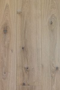 Blank geoliede ultraviolette houten vloer