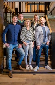 Dutzfloors team vloeren