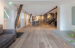 Showroom beneden Dutzfloors