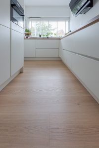 Lichte eiken vloer
