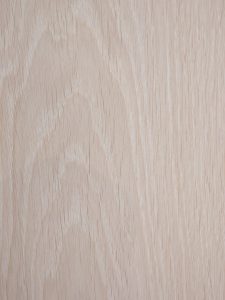 Witte houten vloer onderhoudsarm
