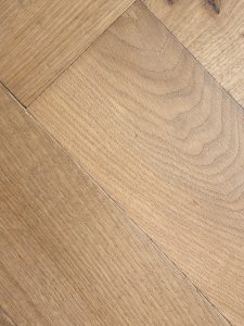 Eiken duoplank visgraat verouderd