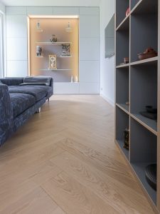 Visgraat vloer Amstelveen